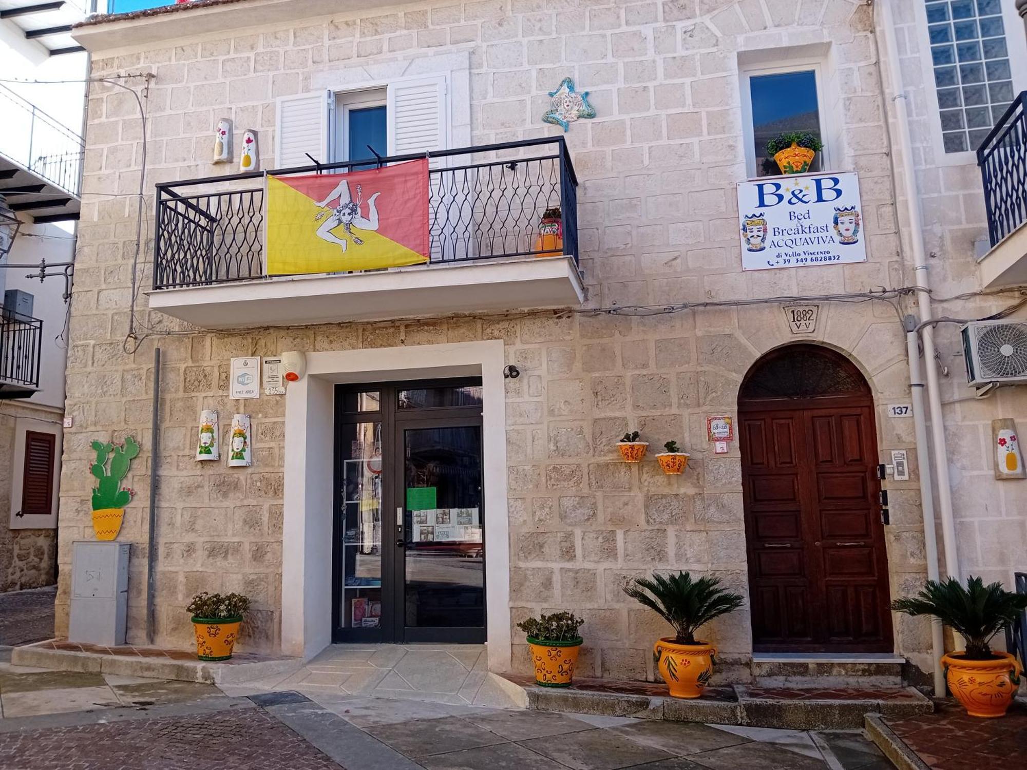 Bed & Breakfast Acquaviva Di Vullo Vincenzo Acquaviva Platani Exteriér fotografie